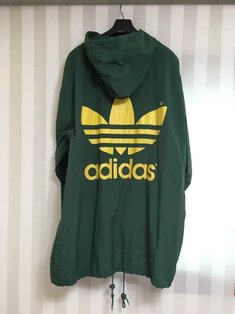 adidas Long Coach