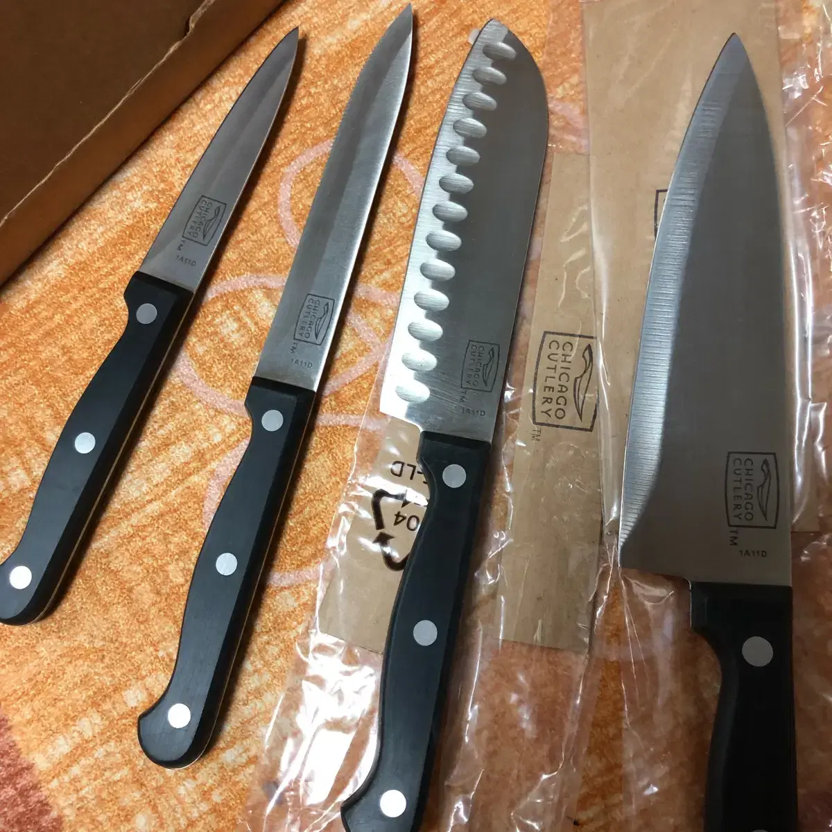 chicago cutlery 십만원넘는거 30000에 거저 팜. 무료배송