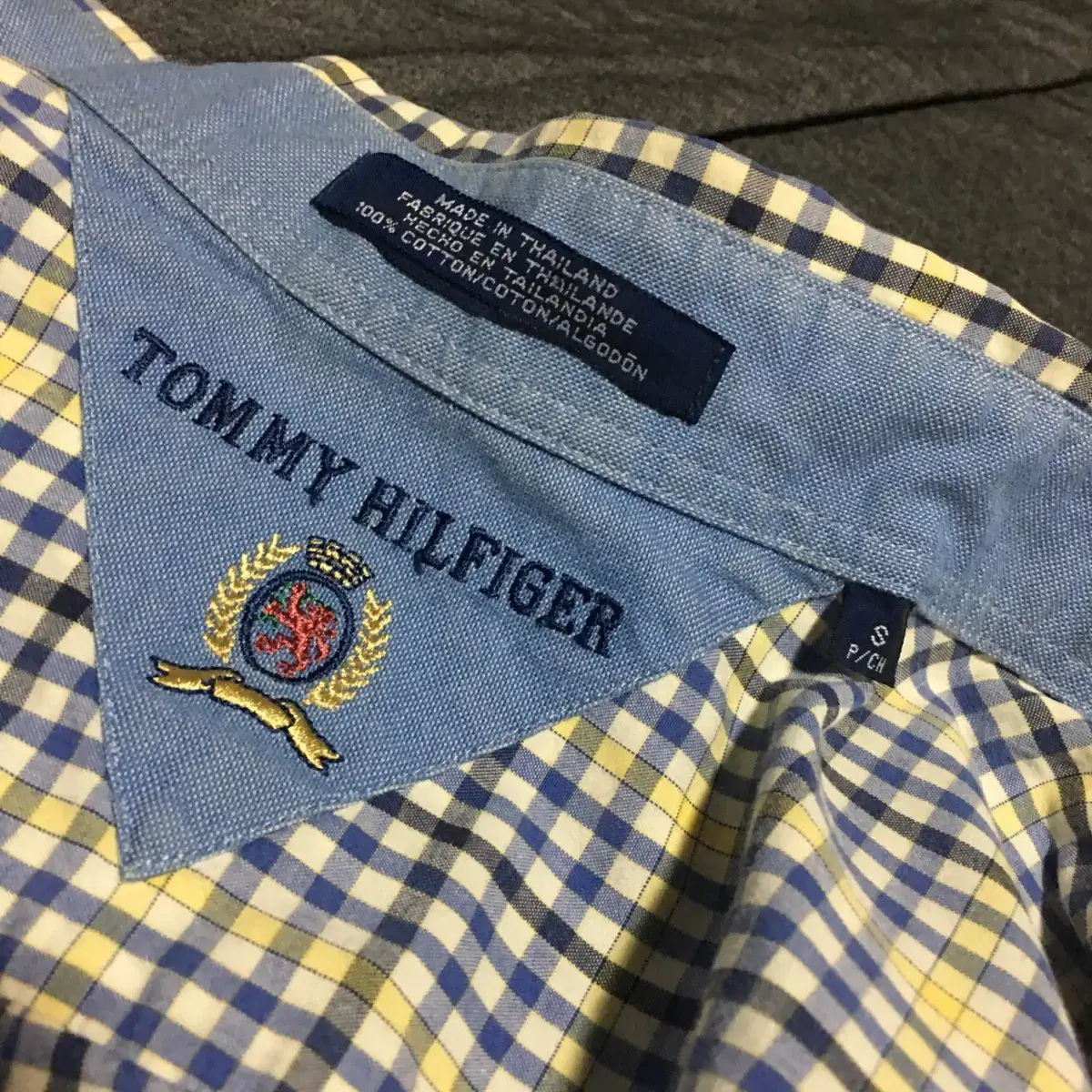 Tommy Hilfiger S/S 버튼다운 셔츠 Sz Small