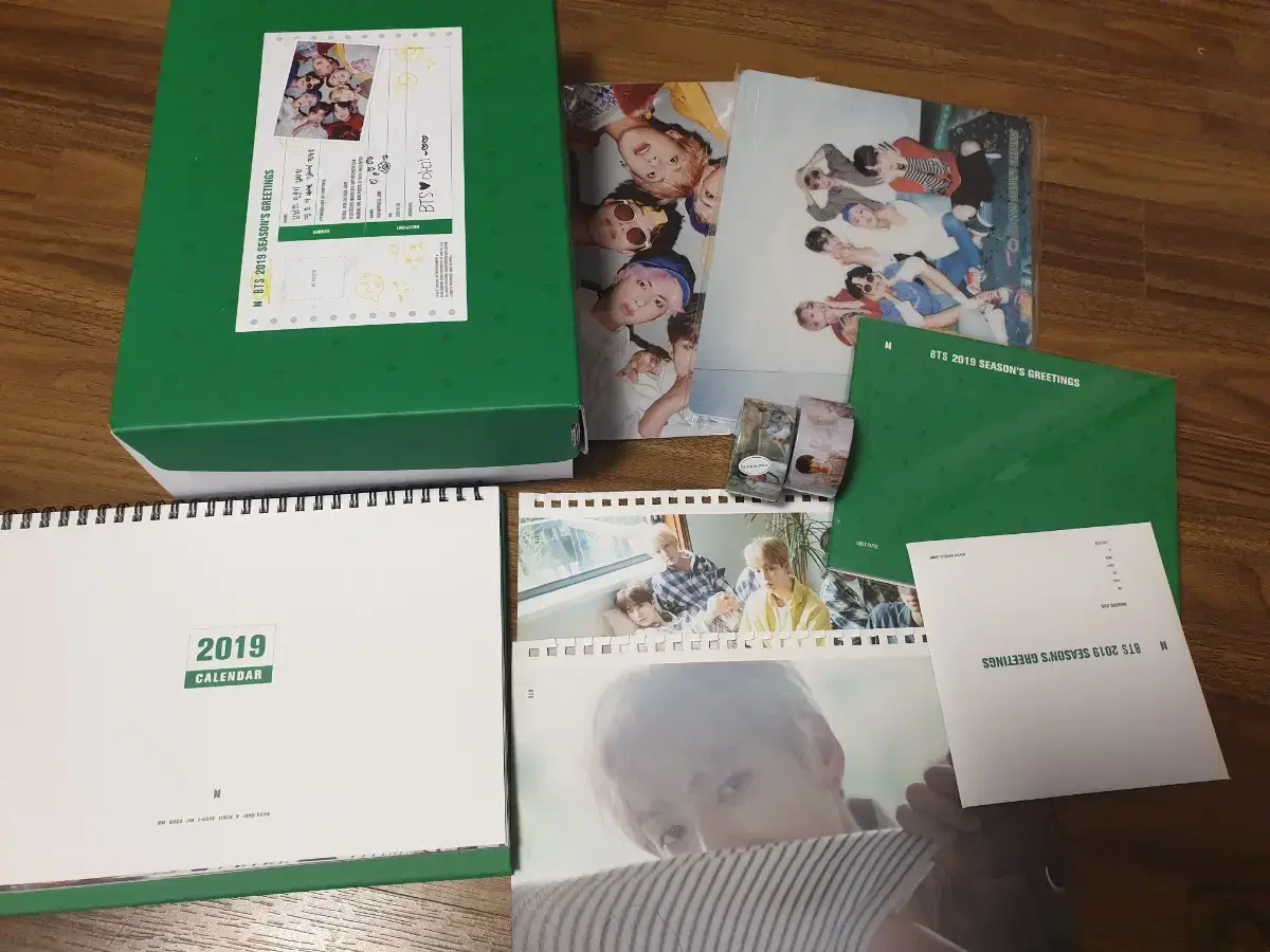 2019 seasons greetings sell (Full Set X)