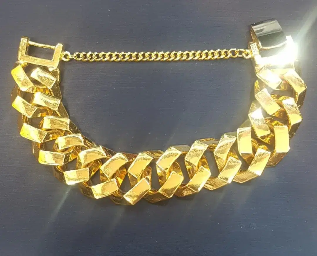 50 keum bracelet in solid gold