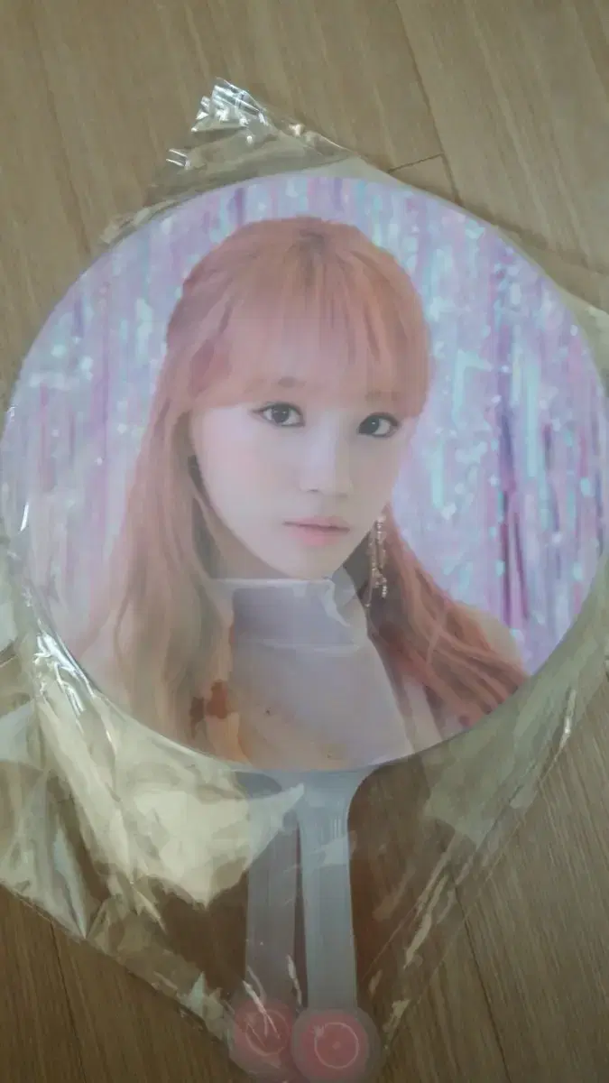 IZ*ONE concert merchandise kim chaewon Picketing