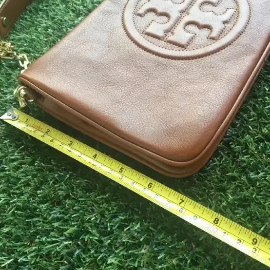 [토리버치] tory burch bombe reva 클러치. 숄더백겸