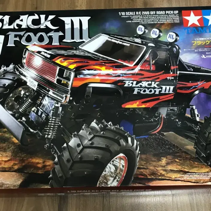 TAMIYA 1/10 BLACK FOOT lll KIT