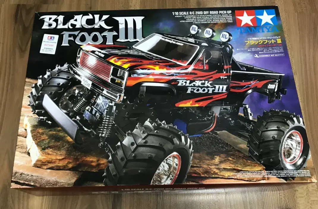 TAMIYA 1/10 BLACK FOOT lll KIT