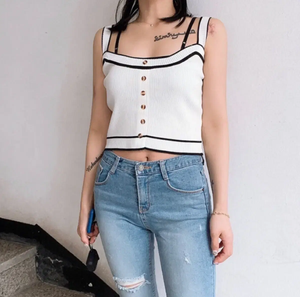 [New] Ribbed Crop Nash (White)