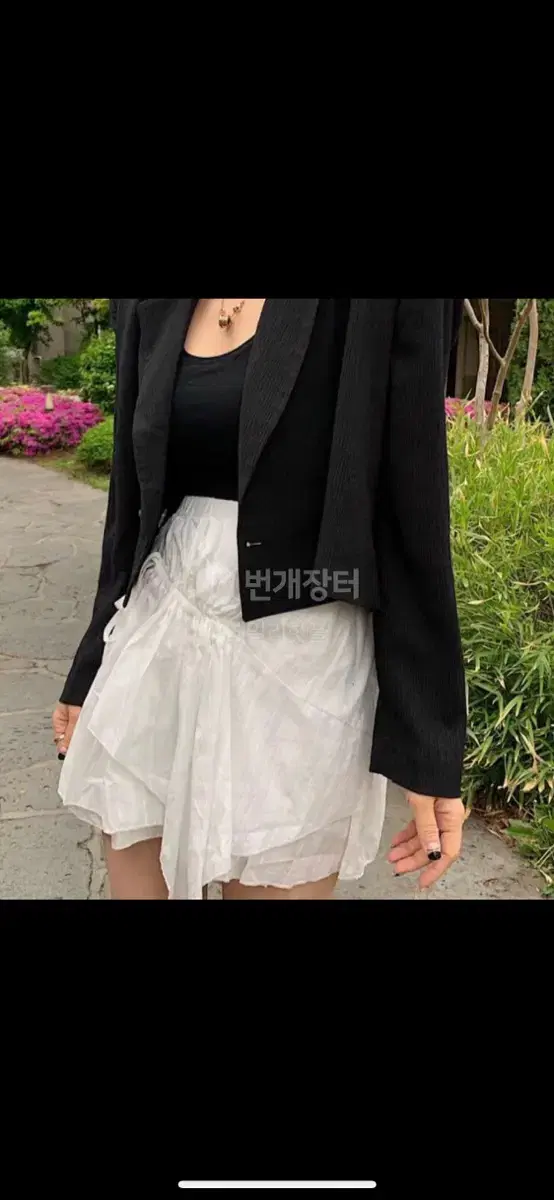 New product White shirring skirt 28,000 won