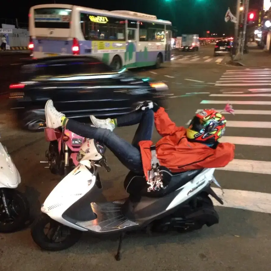 오도바이 장비 팔아요 (여성용)