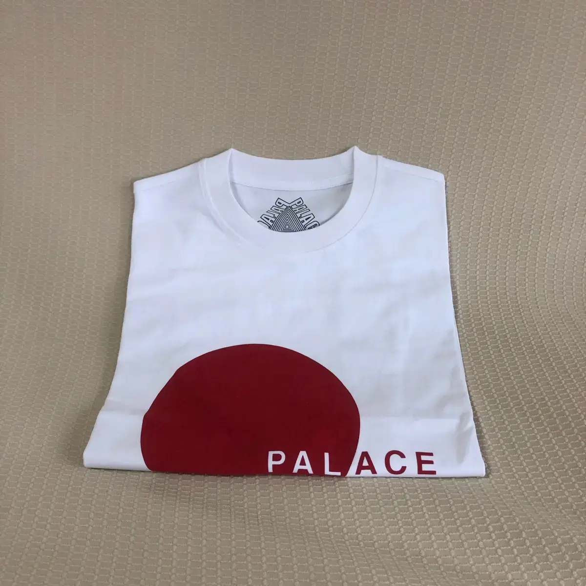 Pallas Summertime Spot T-Shirt