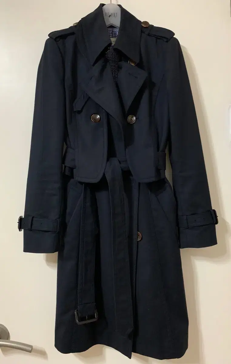 (Price drop) Beanpole trench coat (barbaric coat)