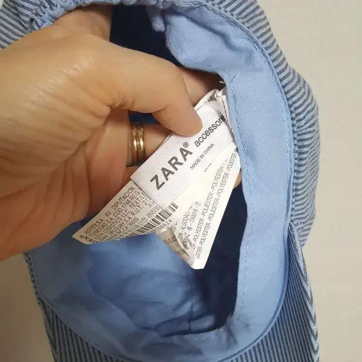 ZARA 아동모자 아기모자