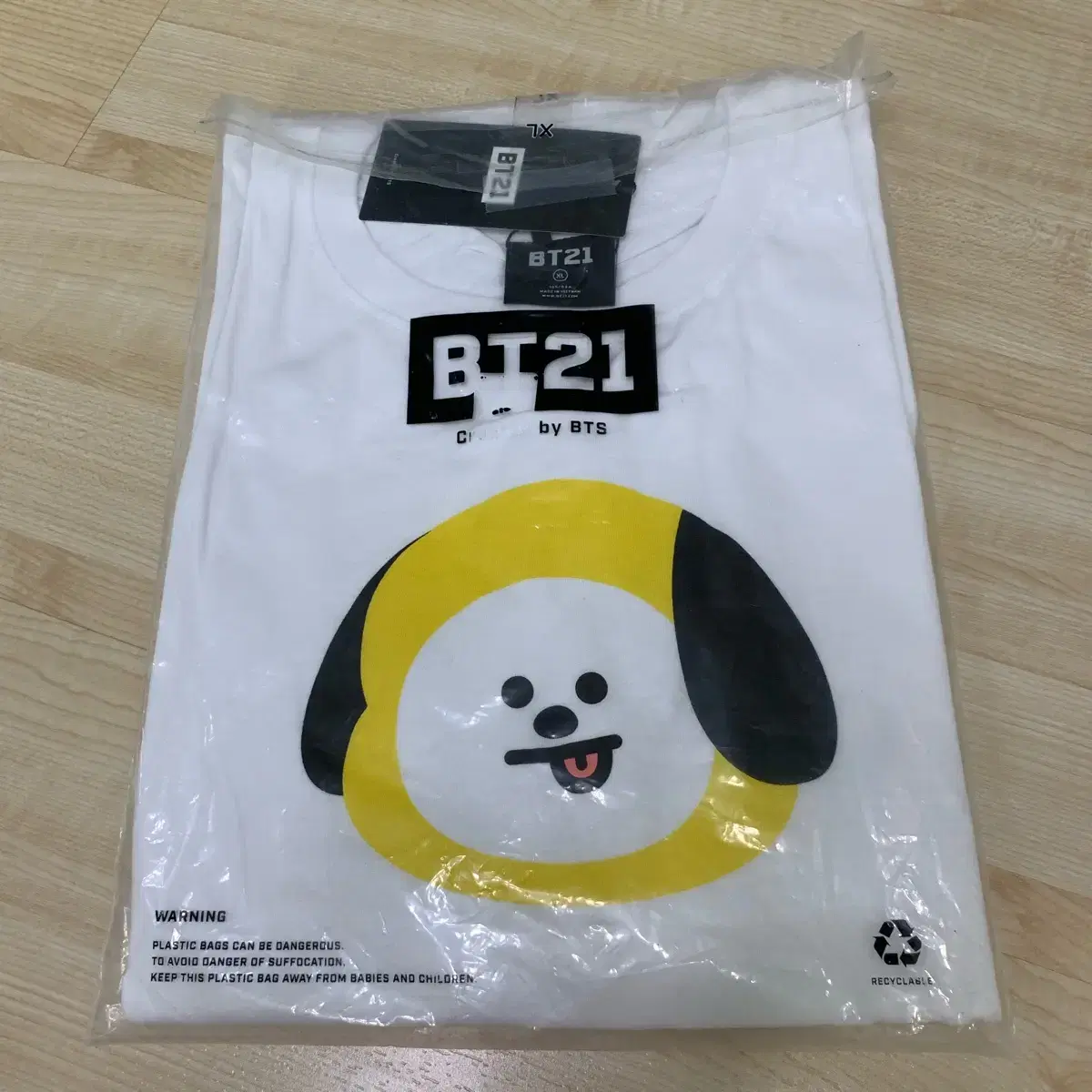 BT21*초판한정티셔츠*미개봉새상품*