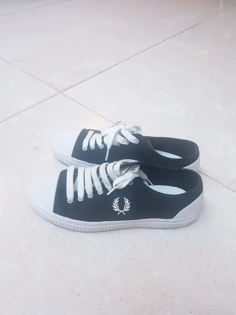 Fred Perry sneakers 280