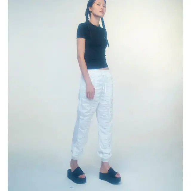 G_CENTER SHIRRING PANTS / WHITE