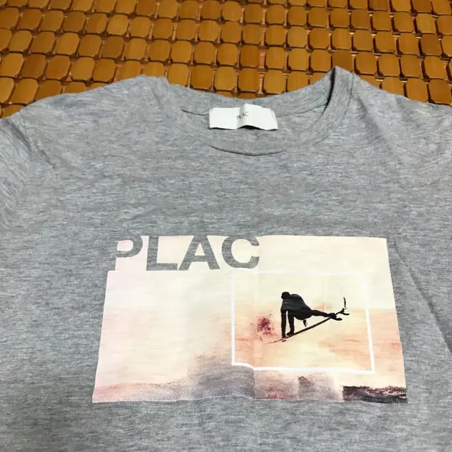 플랙(PLAC) 정품 17s/s 프린트 매쉬 반팔티 L