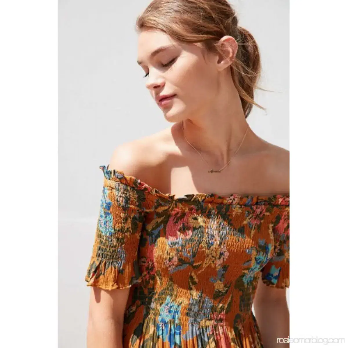 urbanoutfitters off- shoulder smoke dres