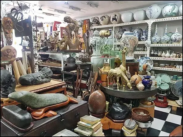 Antiques, folk art, ceramics, stones, and modern history materials