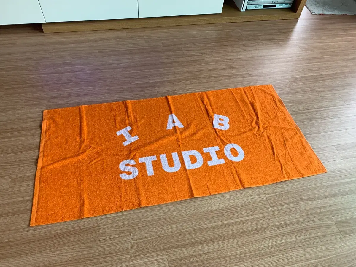 iApp Studio Beach Towel Orange