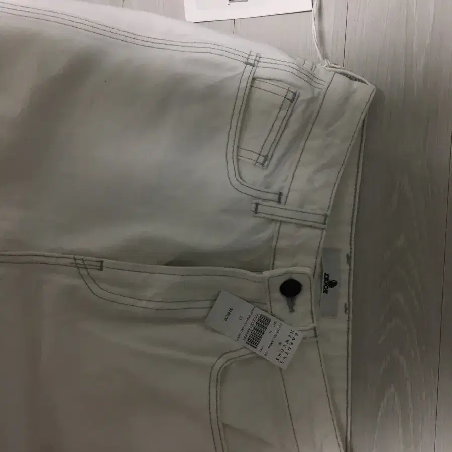 jordache white crop jean 25사이즈