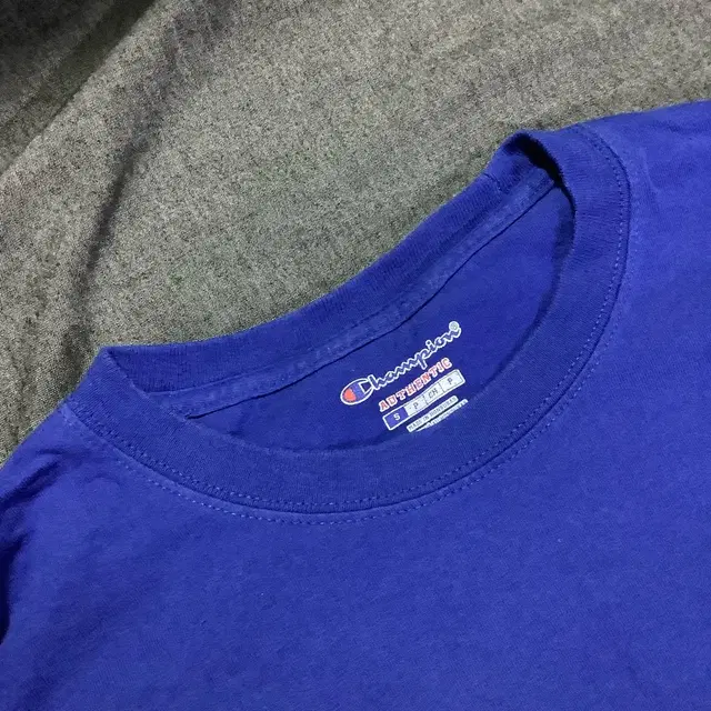 Champion Authentic L/S T Shirts Sz S