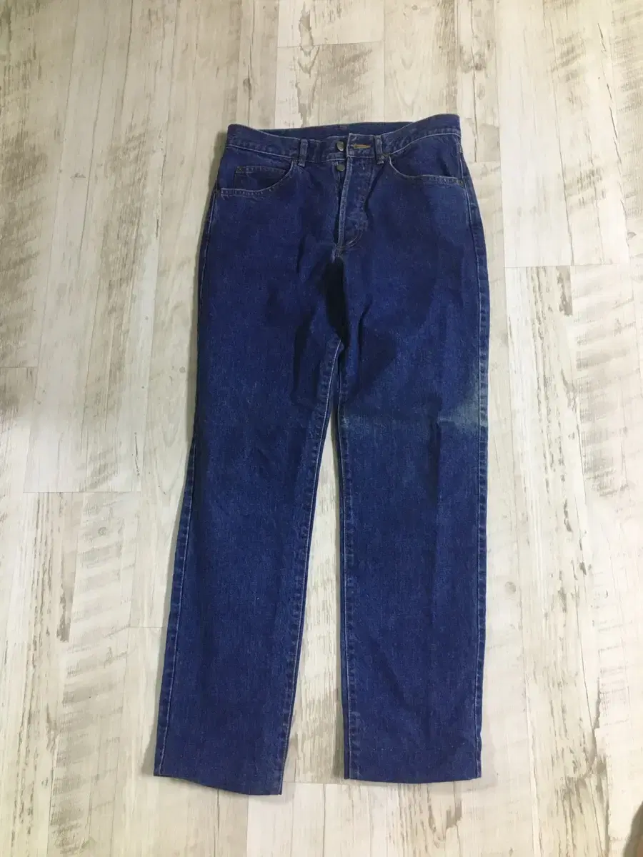 Kenzo jeans size 28 (as shown in the detailed size photo)