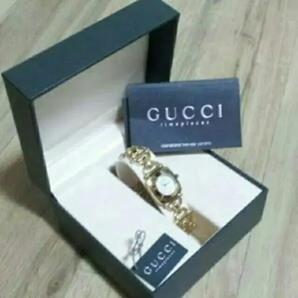 GUCCI 정품 새시계