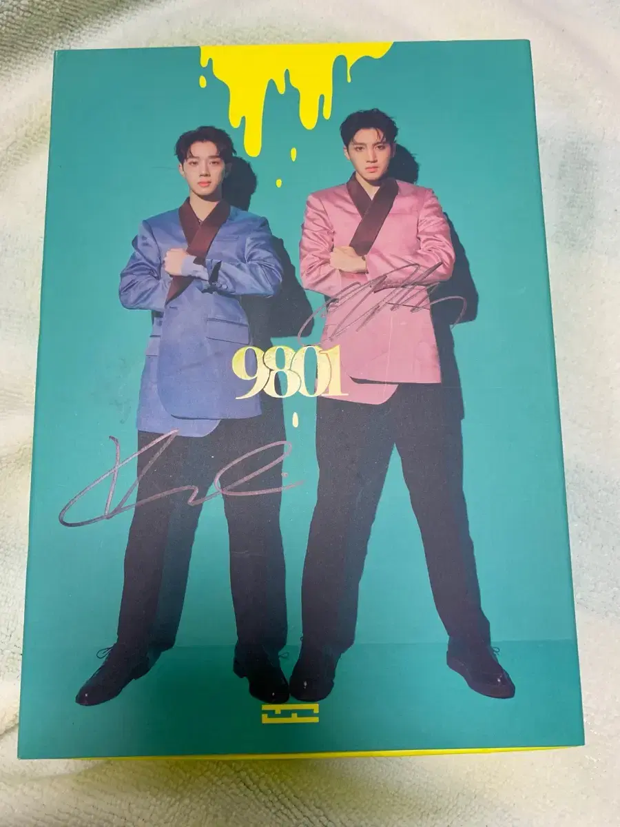 [not for sale] 9801 sign albums