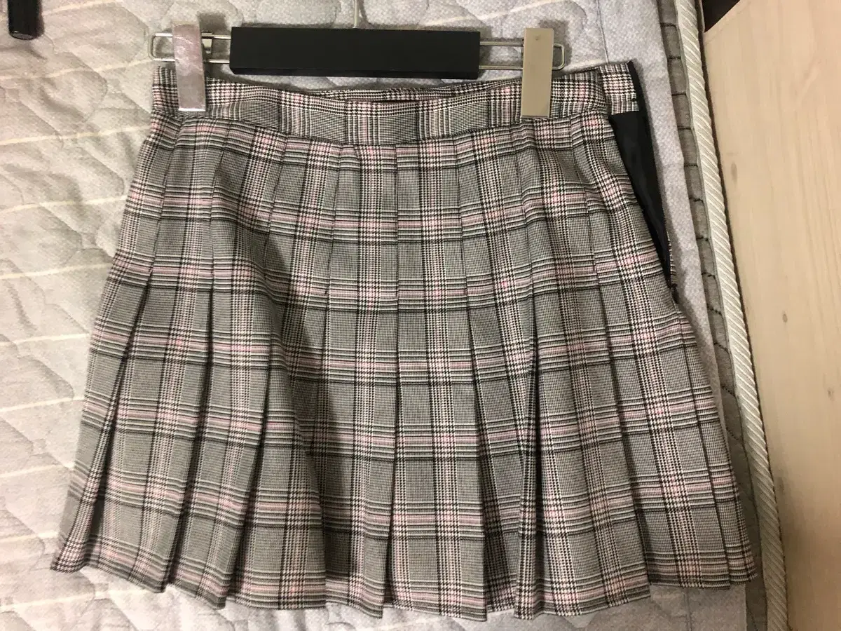 Women's skirts