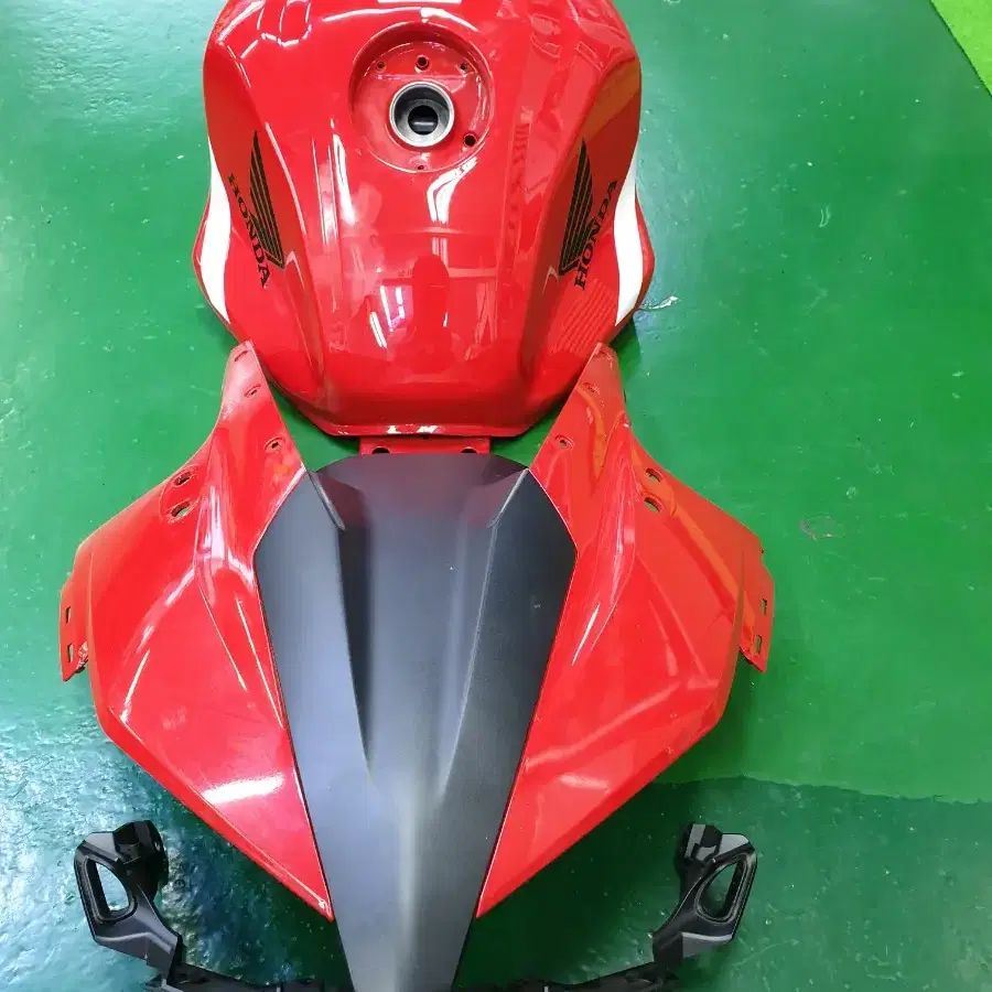 cbr500r탱크 어퍼카울