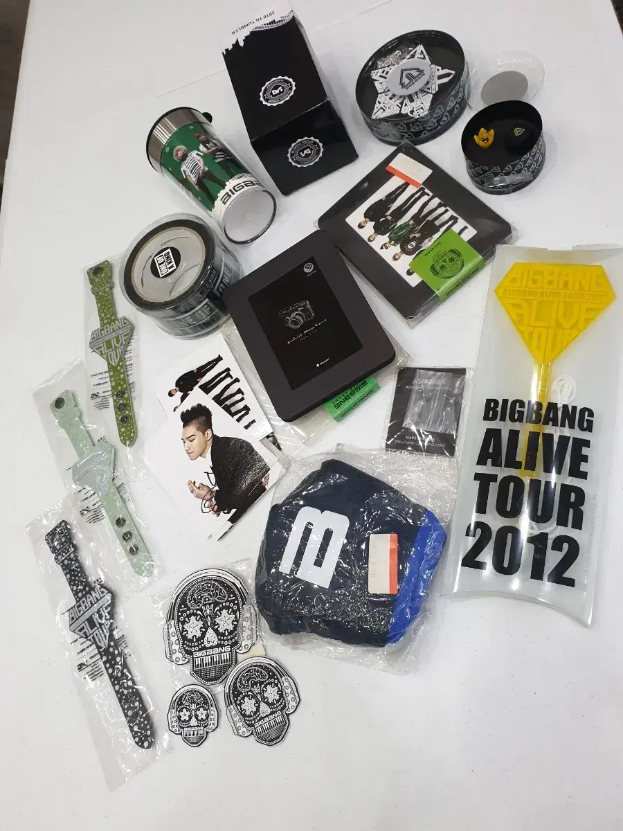 bigbang goods 굿즈 응원봉 싸인액자 텀블러 목걸이