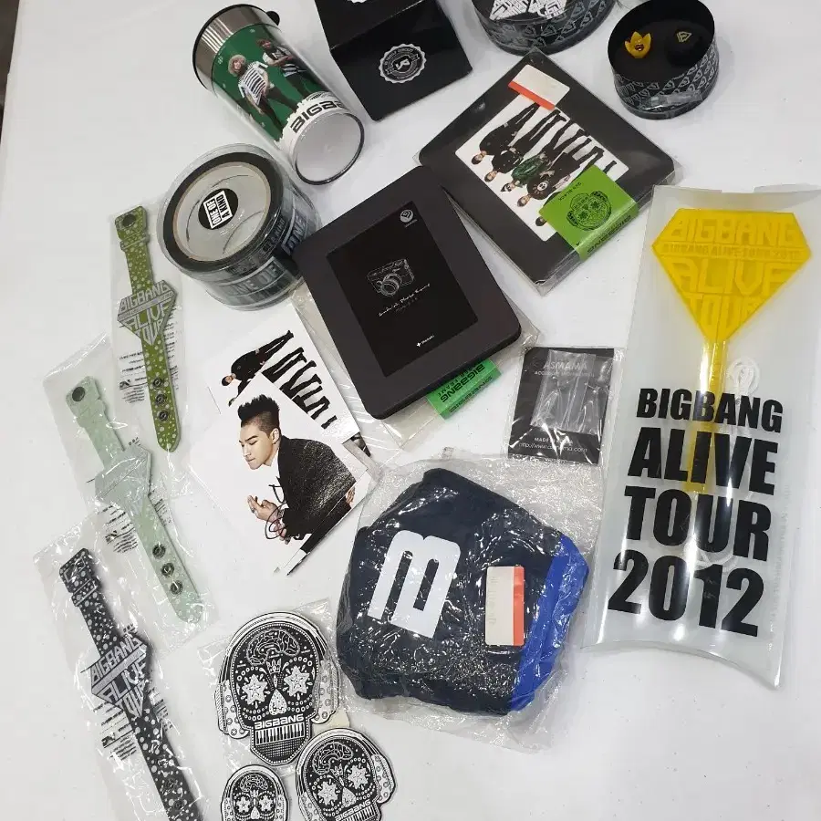 bigbang goods 굿즈 응원봉 싸인액자 텀블러 목걸이