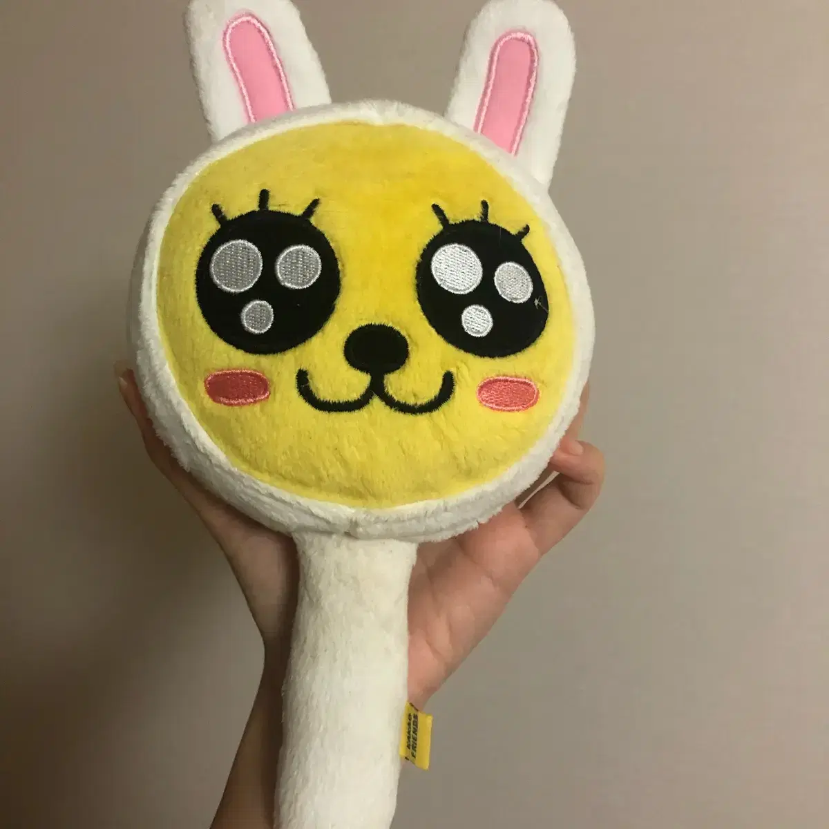 Hand mirror for dolls