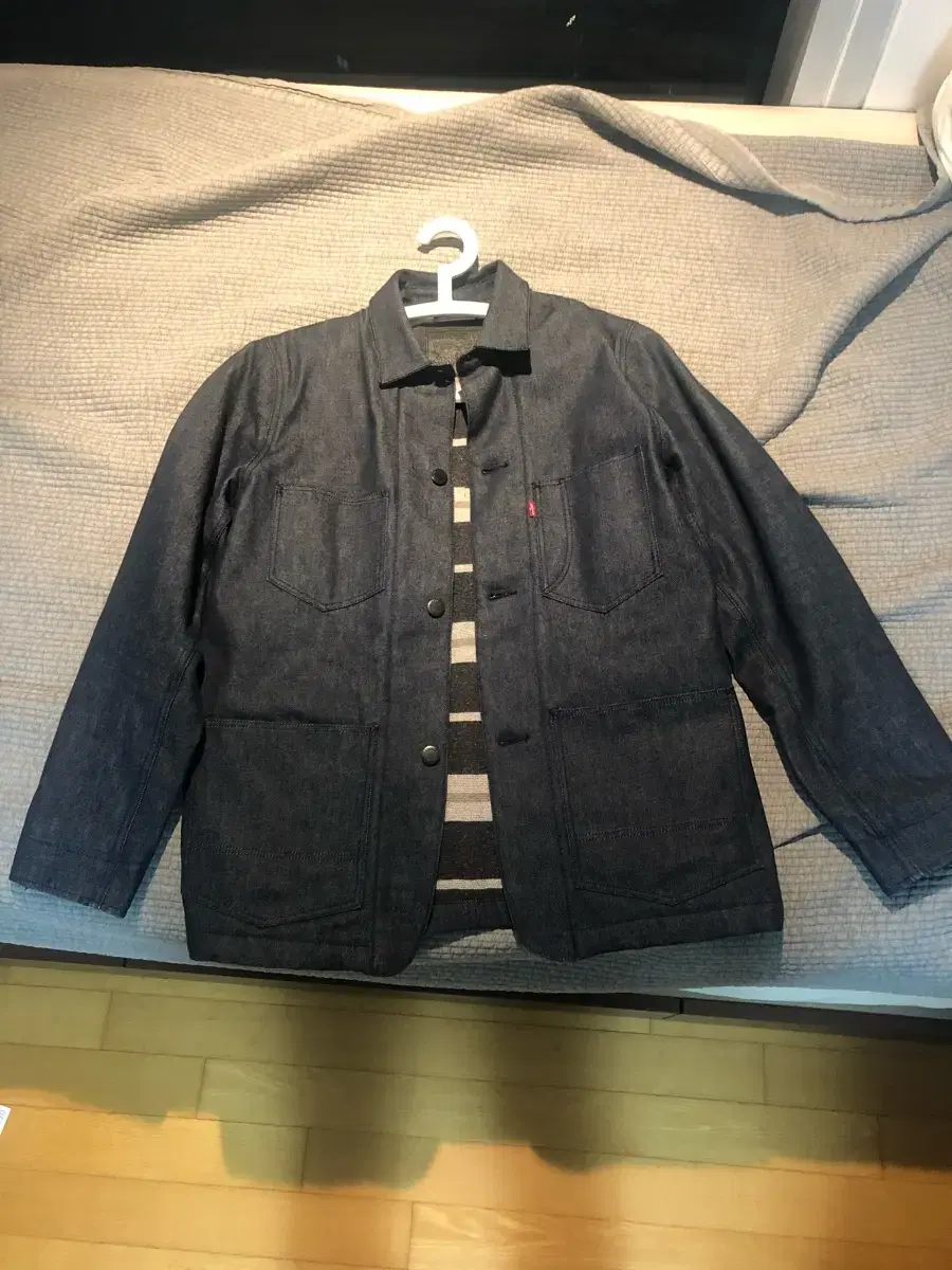 Levi's jacket new,, 