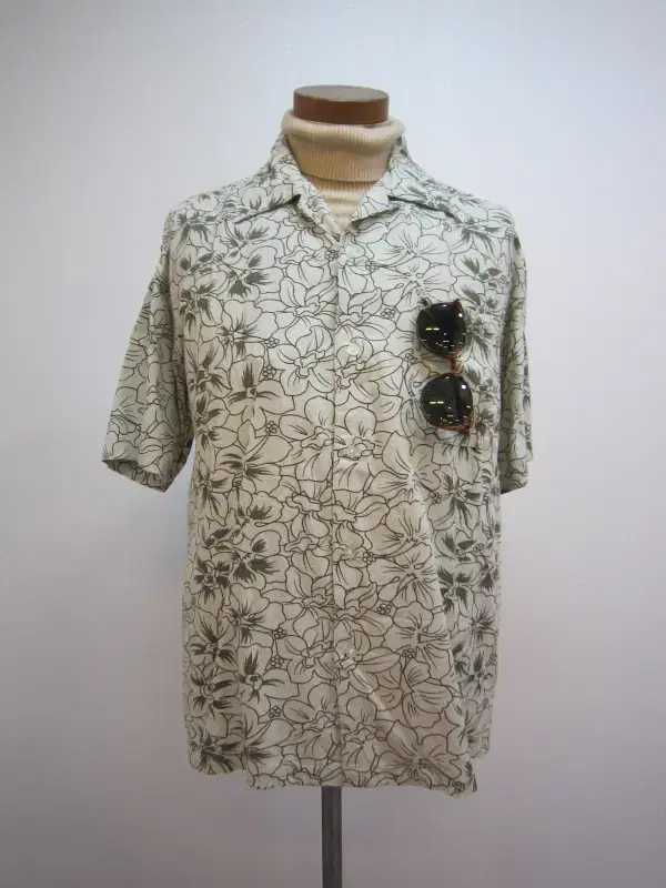 Men's short sleeve khaki batang leaf pattern n33