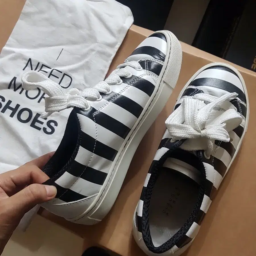 claudie pierlot leather sneakers 끌로디 피에로