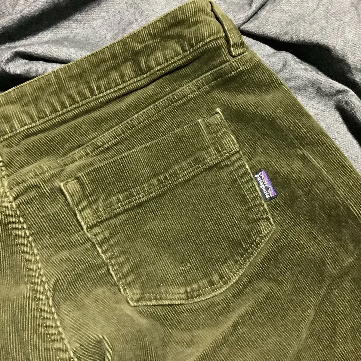 Patagonia corduroy pants Sz Womens 31