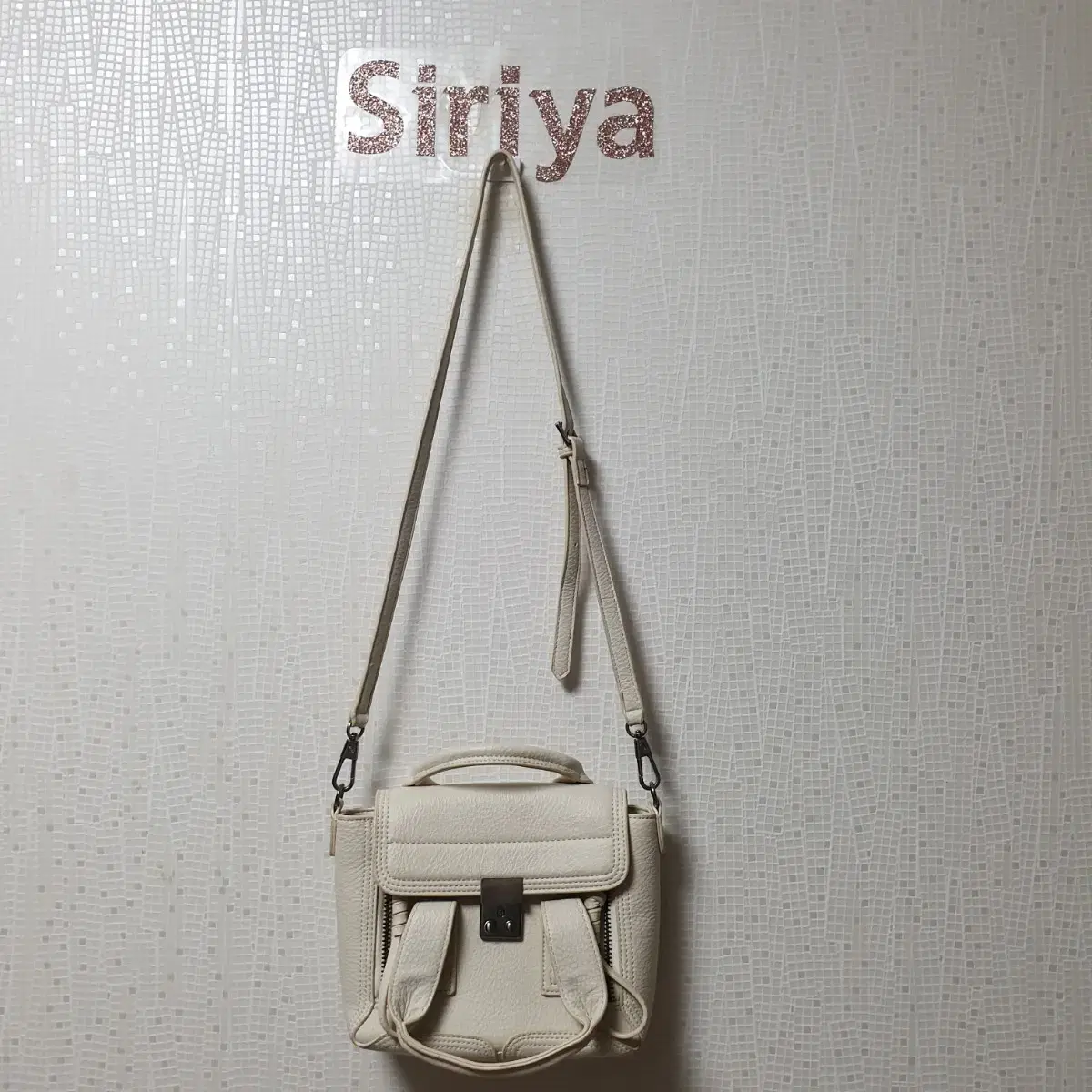 Classic white crossbody bag