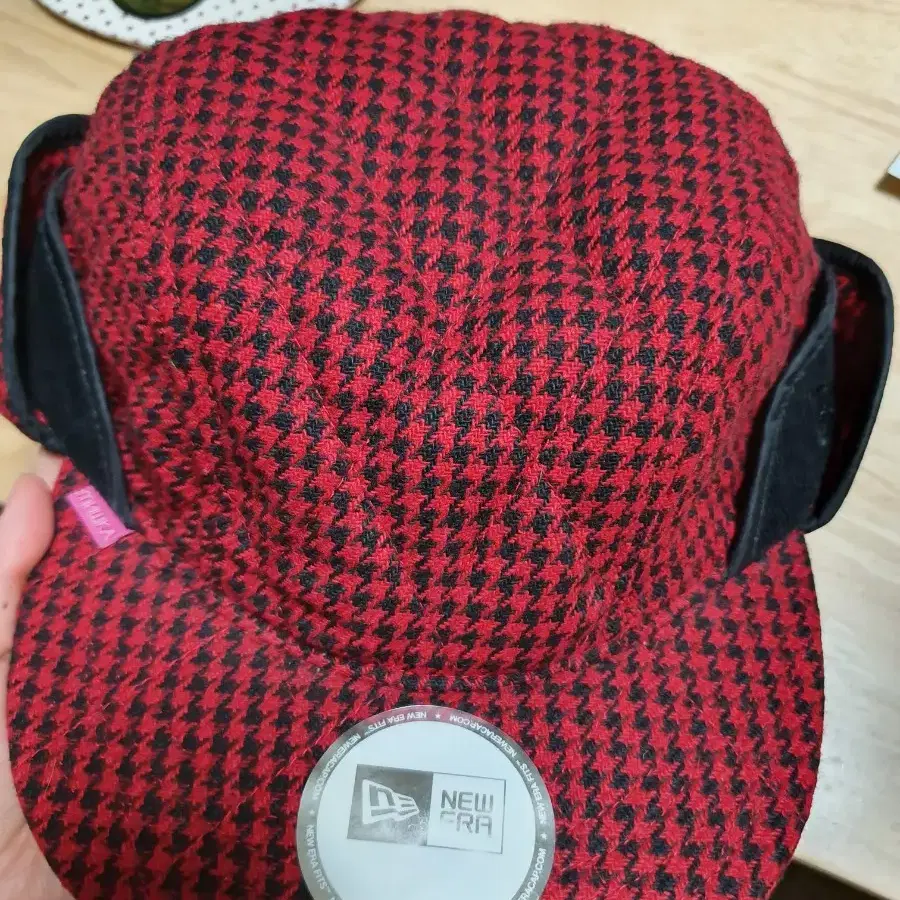 Mishika 뉴에라 정품 red houndstooth hunt cap