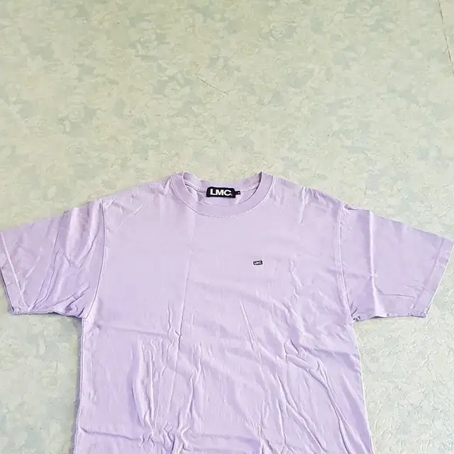 LMC MICRO BOX LOGO TEE POWDER PURPLE