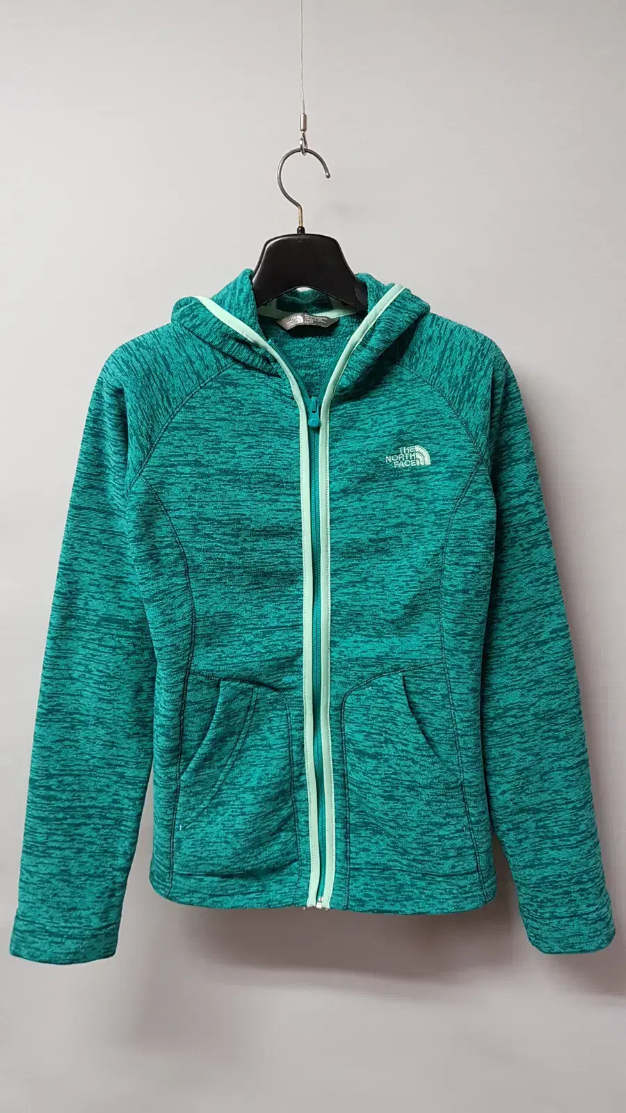 (XS 85) The North Face Women's Hooded Fleece Zip-Up