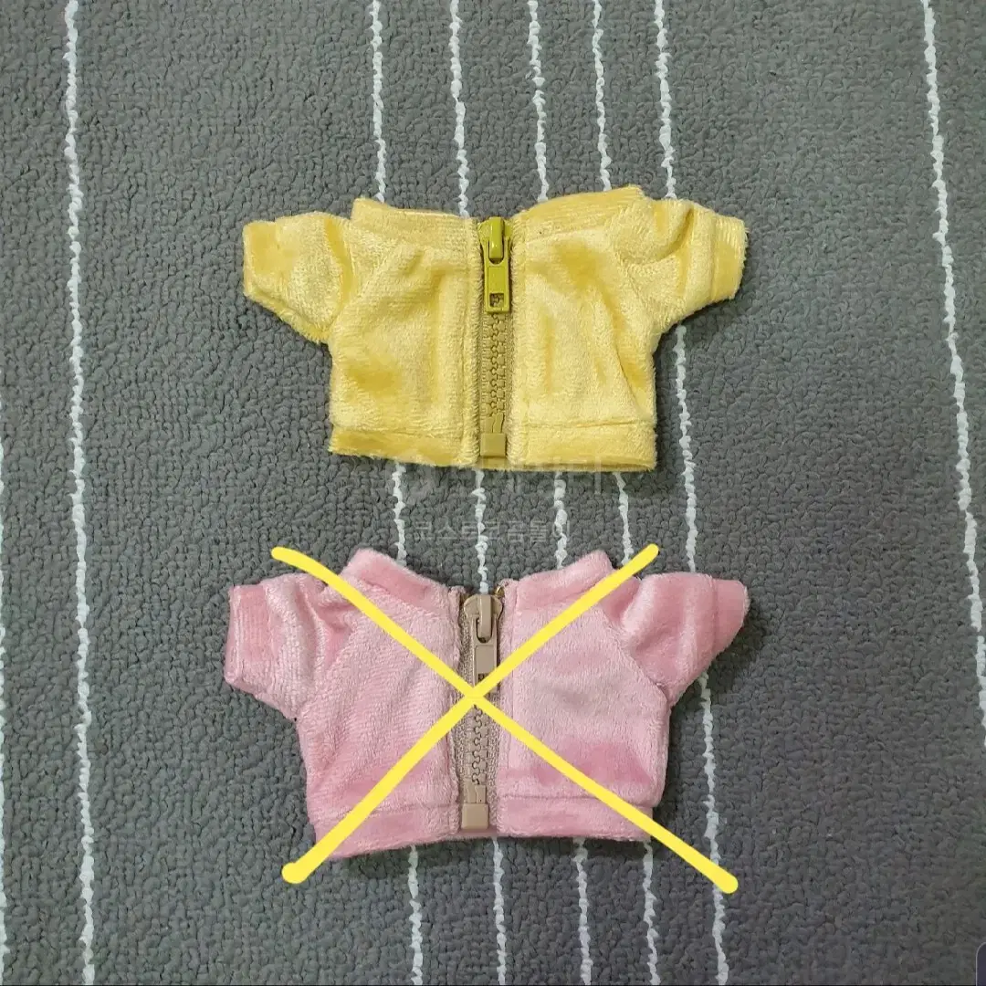 20 cm doll clothes Where to get a furry top