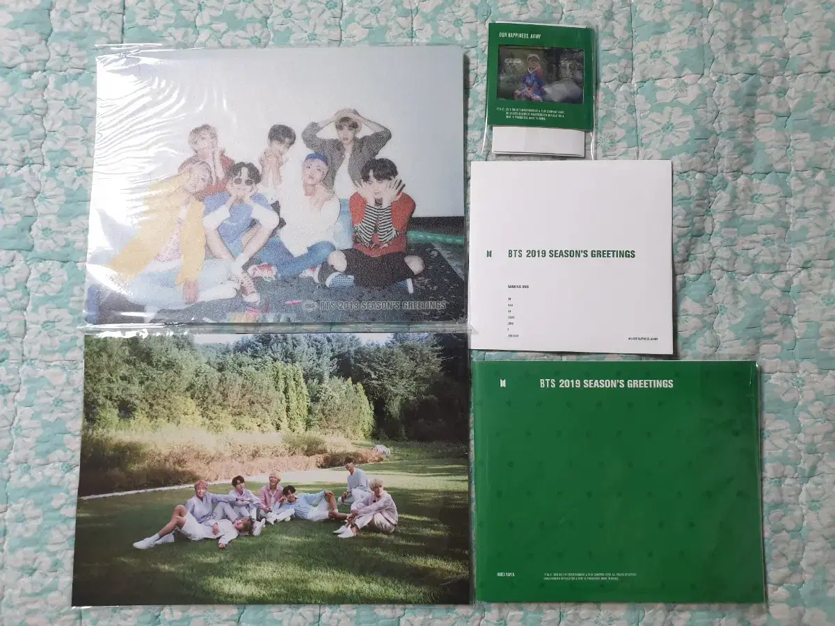 BTS 19Seasons Greetings Split