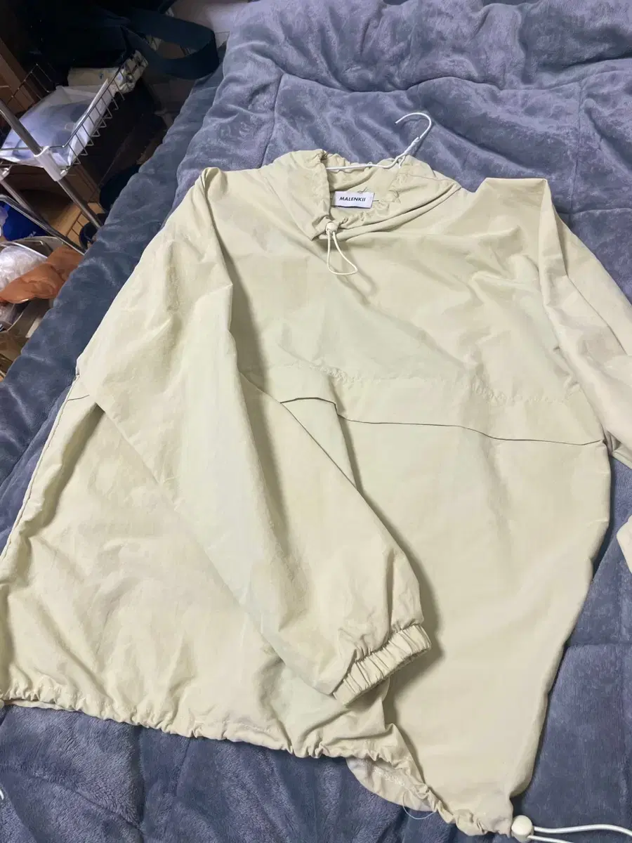 Wind Anorak Cream