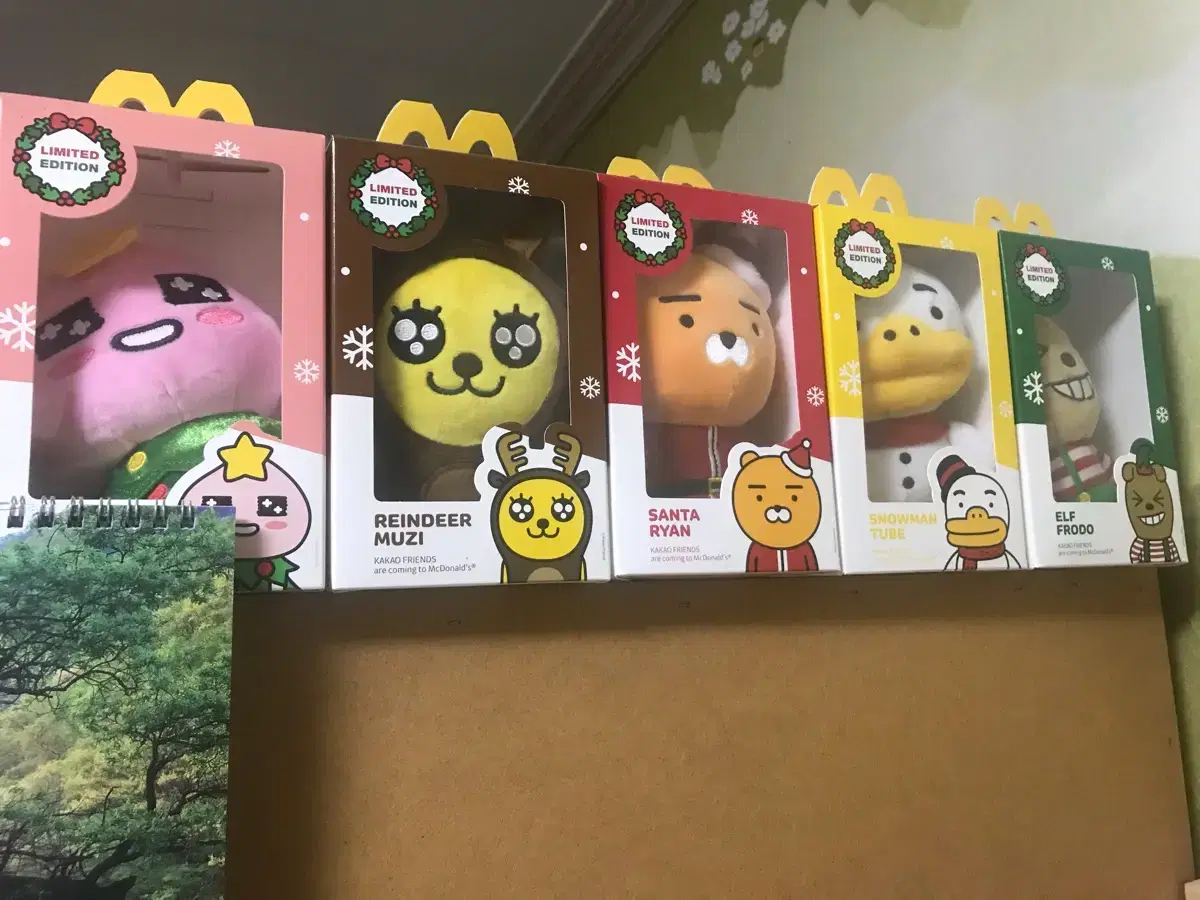 McDonald's Kakao Christmas limited edition doll 5-piece set