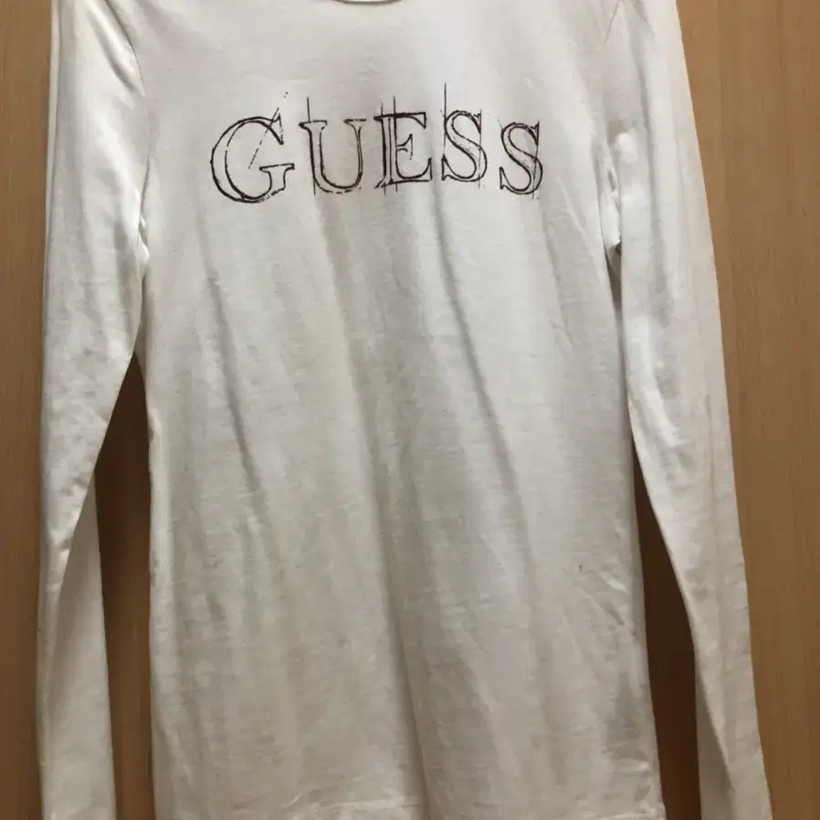 guess 티