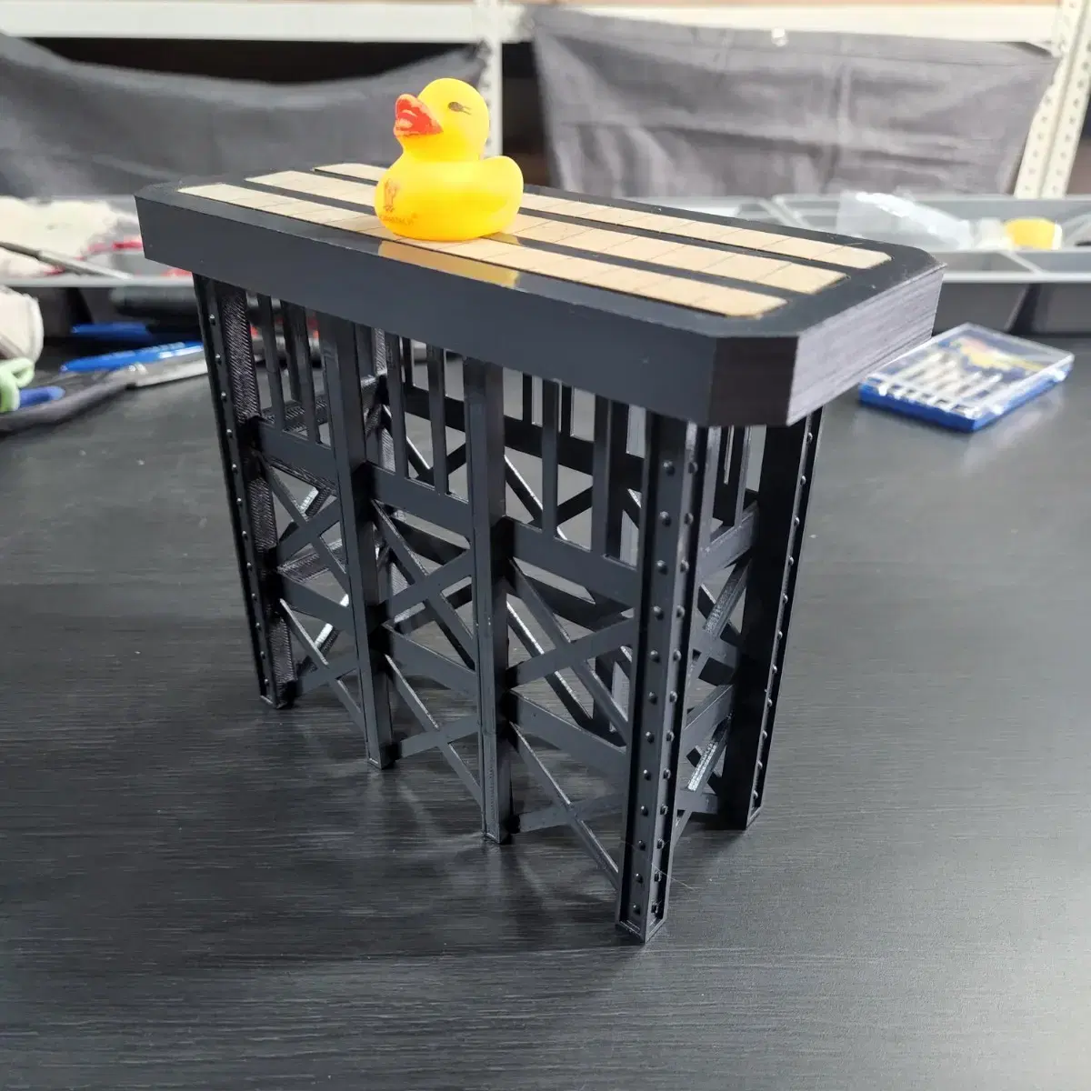 3D Printing Services Prototyping College Graduation Works Metal Aluminum Resin