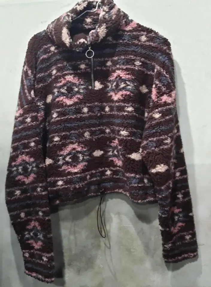 VLAB US40$New clothes for sale SO cropped fleece sherpa XXL