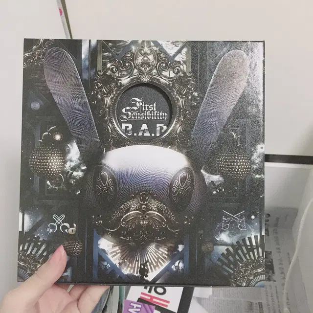 B.A.P (비에이피) 정규1집 "First Sensibility"