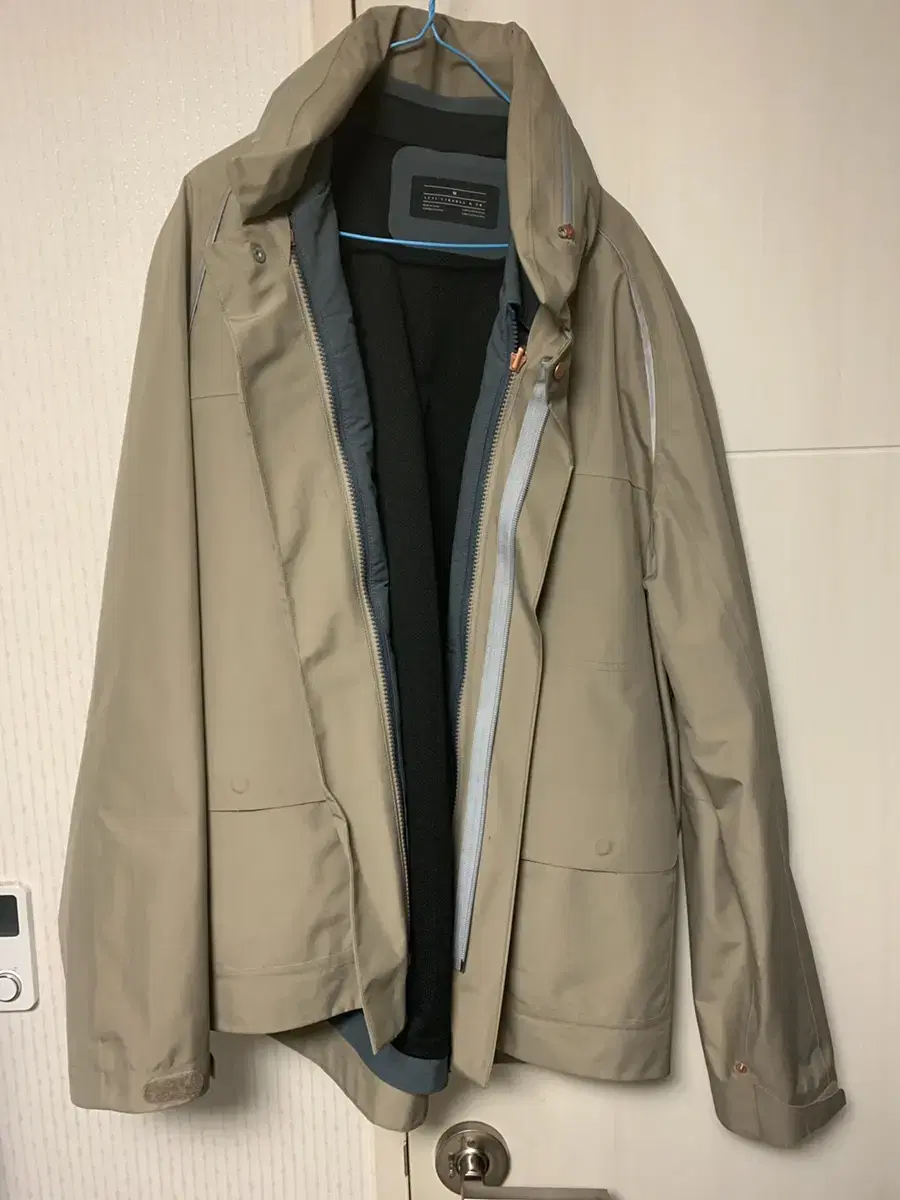 Levi's Commuter Jacket