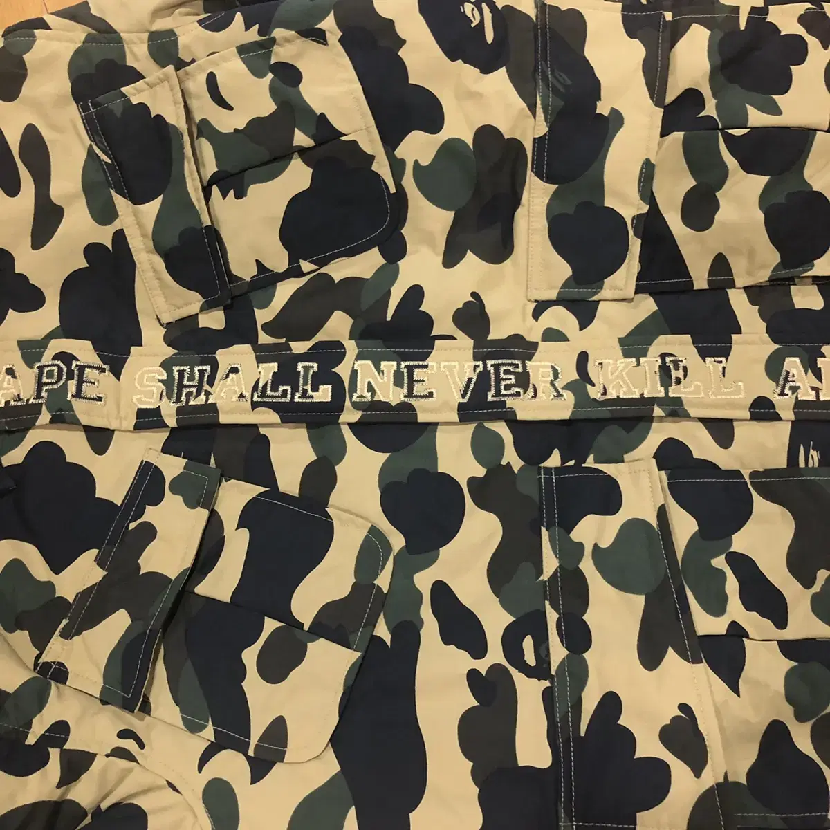 BAPE 베이프 카모 레터링 자켓